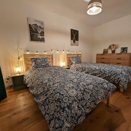 Appartement Spacieux Au Centre De La Gruyere Broc Exterior foto